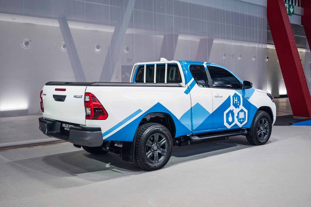 Hydrogen Toyota Hilux prototype